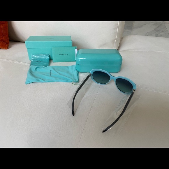 Authentic Tiffany&Co. sunglasses Brand New